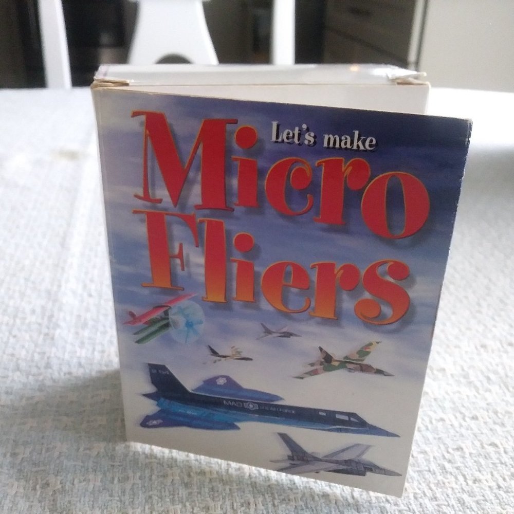 Micro Flier Kit - Picture 1 of 4
